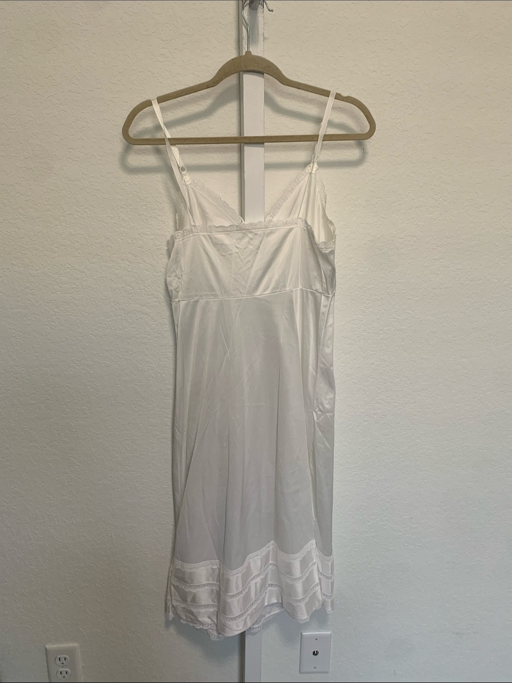 Vintage Sears White Lace-Trim Slip Dress - Picture 4 of 9